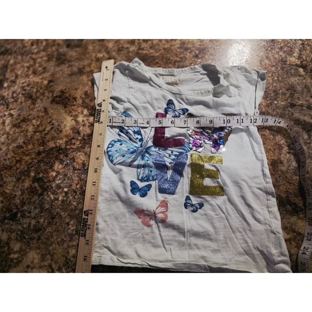 Old Navy Girls Size 6-7. T Shirt. Vigoss Peace Sign Love Size 7/8